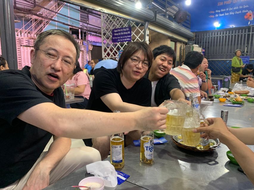 Ho Chi Minh City: Craft Beer and Local Food Tour by Scooter - Food pairing stops: five local dishes that keep pace with your beers