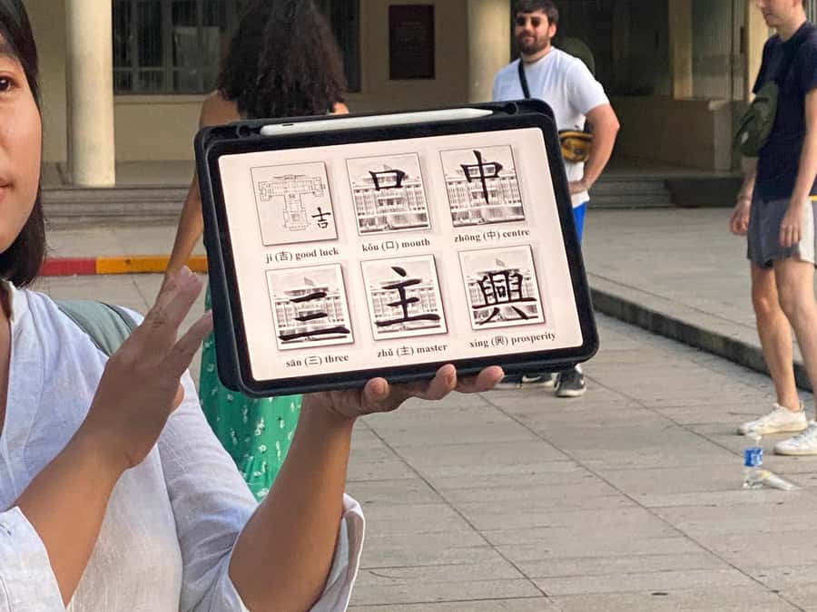 Ho Chi Minh City: Downtown Walking Tour with Local - Key highlights worth making room for