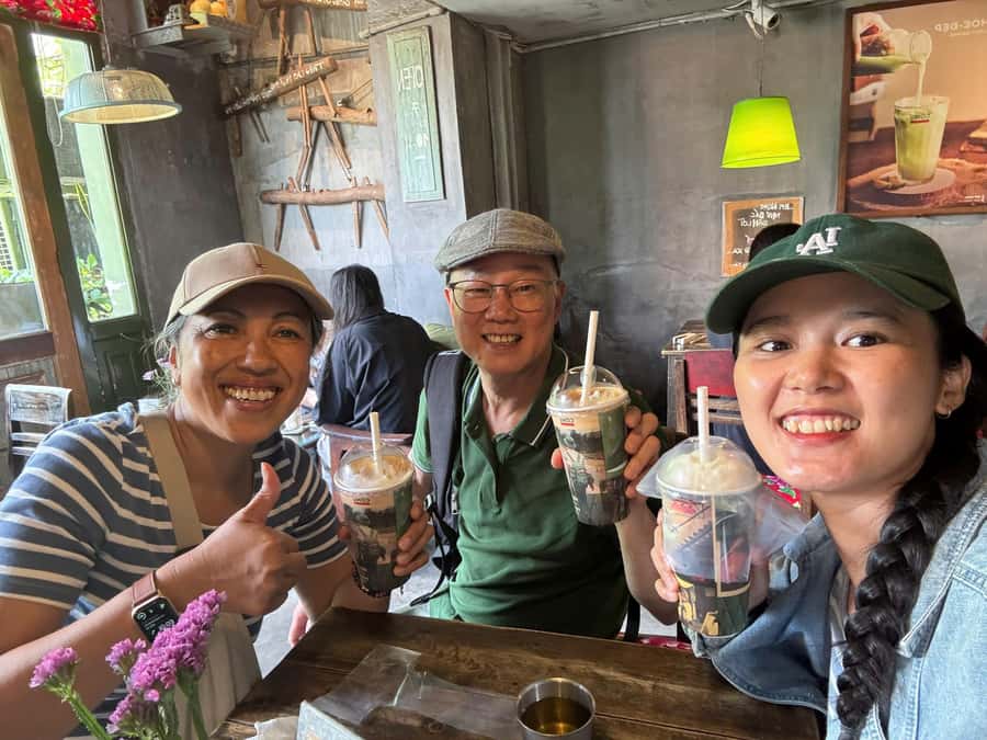 Ho Chi Minh City: Downtown Walking Tour with Local - What you’ll learn from the guide (and why it sticks)