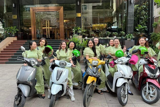 Ho Chi Minh City Food Tour with 8+ Authentic Local Tastings - How the guide helps you negotiate (and why it matters)
