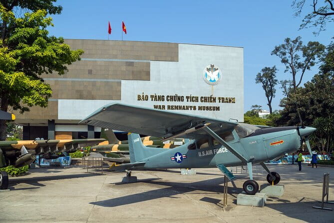 Ho Chi Minh City Half-day Jeep Tour - 8:00 pickup and what private Jeep time really changes