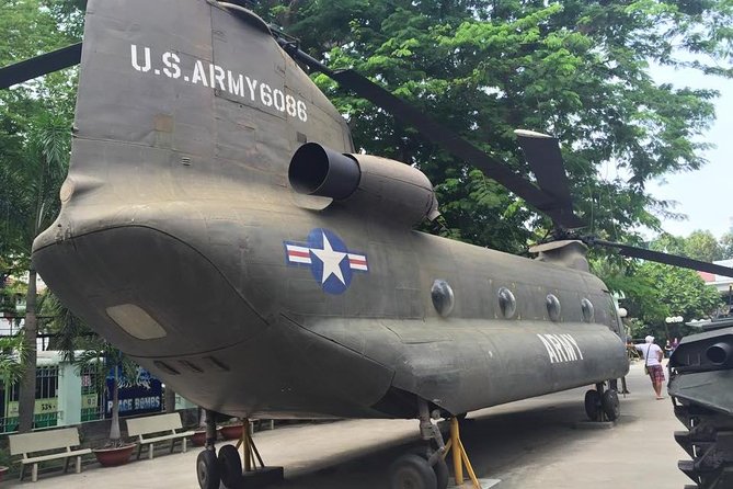 Ho Chi Minh City History And Culture Half-day Tour - Thien Hau Pagoda in Cholon and a Lacquerware Factory Stop