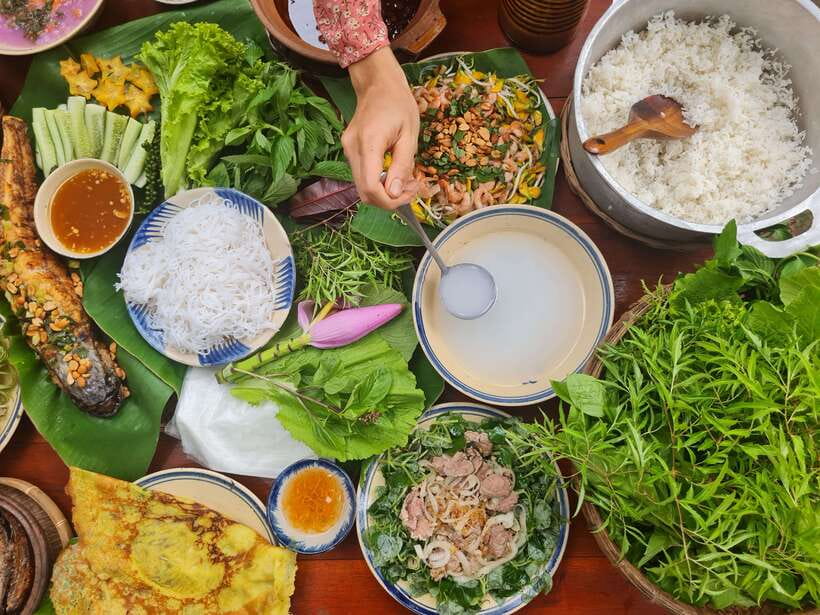 Ho Chi Minh City: Mekong Delta Day Trip with Lunch & Drinks - Hammock rest: the moment the day finally slows down