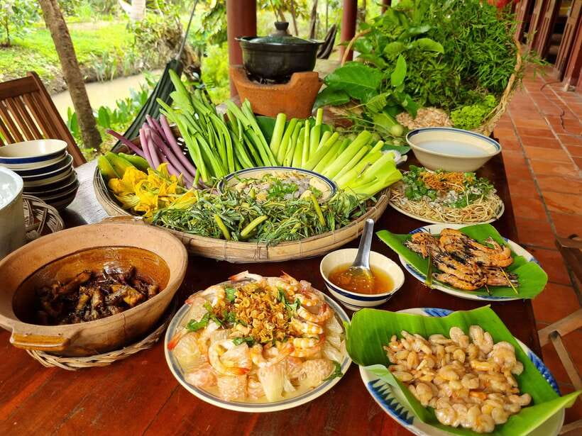 Ho Chi Minh City: Mekong Delta Day Trip with Lunch & Drinks - Lunch at a homestay: practical, filling, and local-leaning