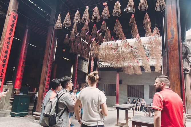 Ho Chi Minh City Motorbike Tour w Student + Safe + Fun - Ba Thien Hau Temple in Cholon: what you see (and the night-tour swap)