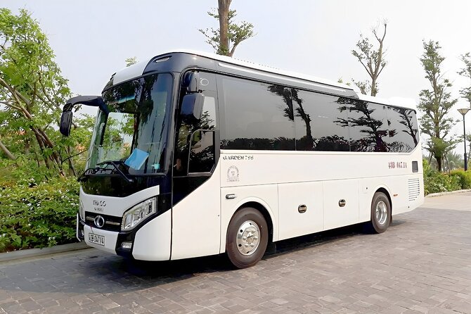 Ho Chi Minh City Private Car with Driver 4 - 8 hours - How the private car fits real life in HCMC