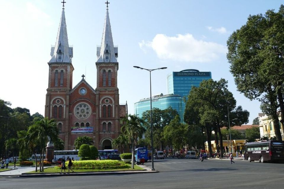 Ho Chi Minh City: Private custom tour with a local guide - Iconic Sights and the City’s Story at Walking Pace