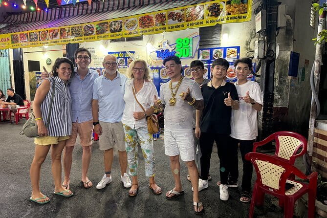 Ho Chi Minh City Private Tour with Young Local Female Guide - A young local guide makes the whole city make sense