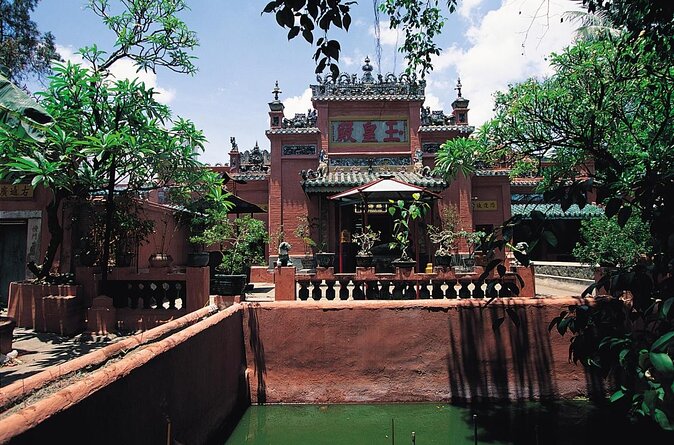 Ho Chi Minh City Sightseeing, midnight, Shopping tours by scooter - Full service vs cheaper options: pick based on how you want to experience the ride