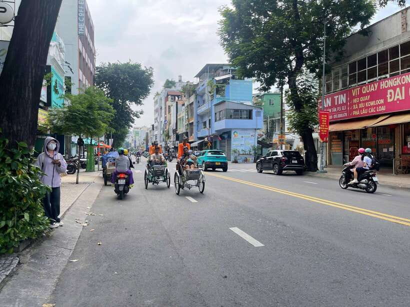 Ho Chi Minh City Sightseeing Panoramic Cycling Tour By Cyclo - Nguyễn Huế Walking Street and a pressure-free downtown stroll