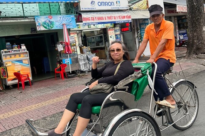 Ho Chi Minh City Sightseeing Panoramic Cyclo Private Tour - Private Tour With Hotel Pickup: The Convenience Factor
