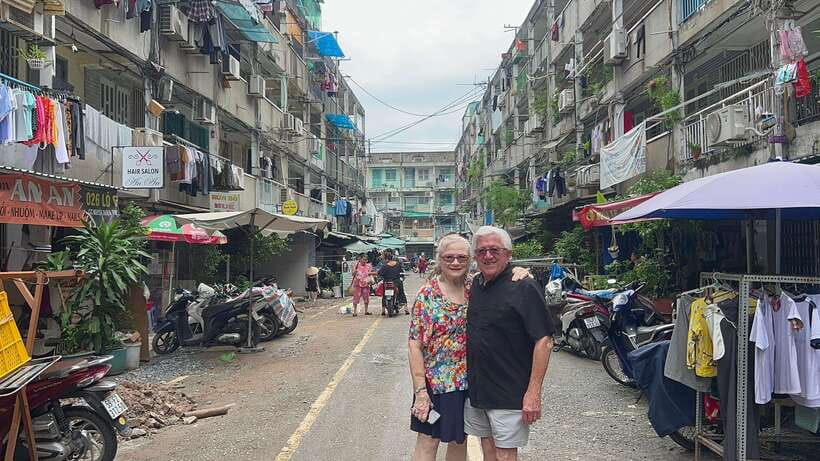 Ho Chi Minh City Sightseeing Private Tour With Funny Guide - Independence Palace: A 30-Minute Photo Stop That Actually Lands