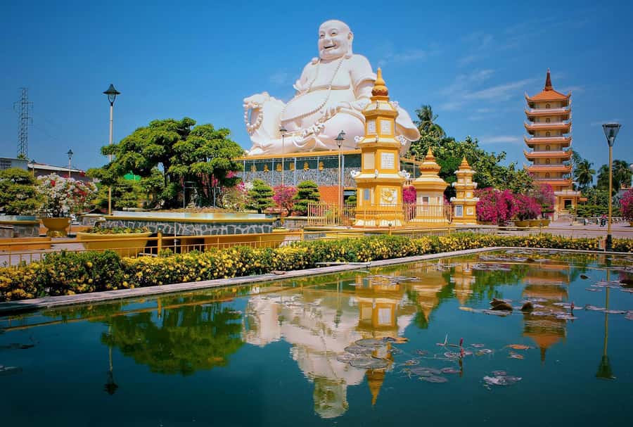 Ho Chi Minh City: Small Group Mekong Delta Day Tour - Python farm and animal encounters: fun for some, mixed for others