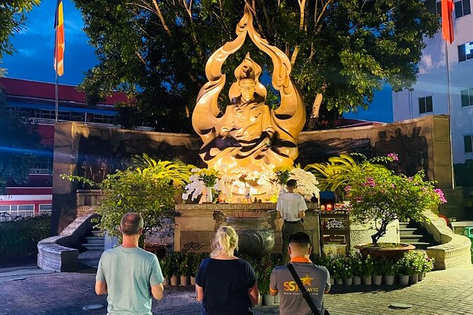 Ho Chi Minh City: Street Food & Sightseeing Tour with Local Guide - How the food part works (and what to budget)