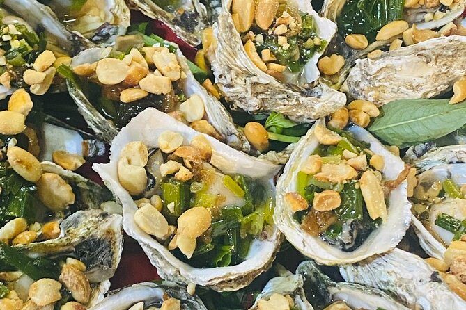 Ho Chi Minh City: Street Food & Sightseeing Tour with Local Guide - A few smart tips for a smoother street food scooter day