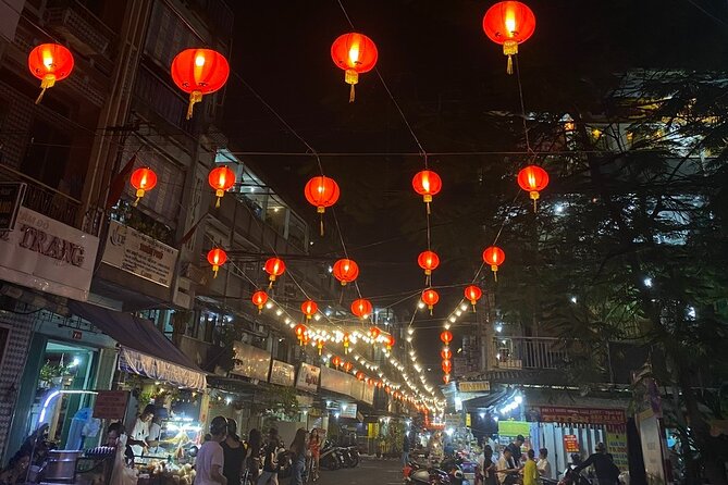 Ho Chi Minh City: Street Food & Sightseeing Tour with Local Guide - Motorbike riding, English guides, and how the ride feels