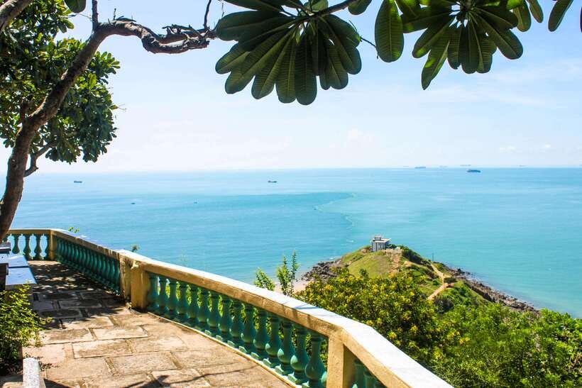 Ho Chi Minh City: Vung Tau Beach Full-Day Trip with Lunch - Practical tips to make this day feel easy
