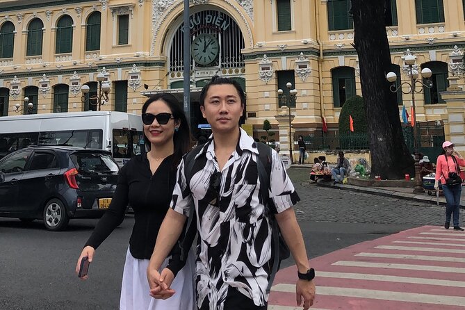 Ho Chi Minh City with Street Food Tour by Cyclo - Book Street (Nguyen Van Binh): A Calm Break From the Noise