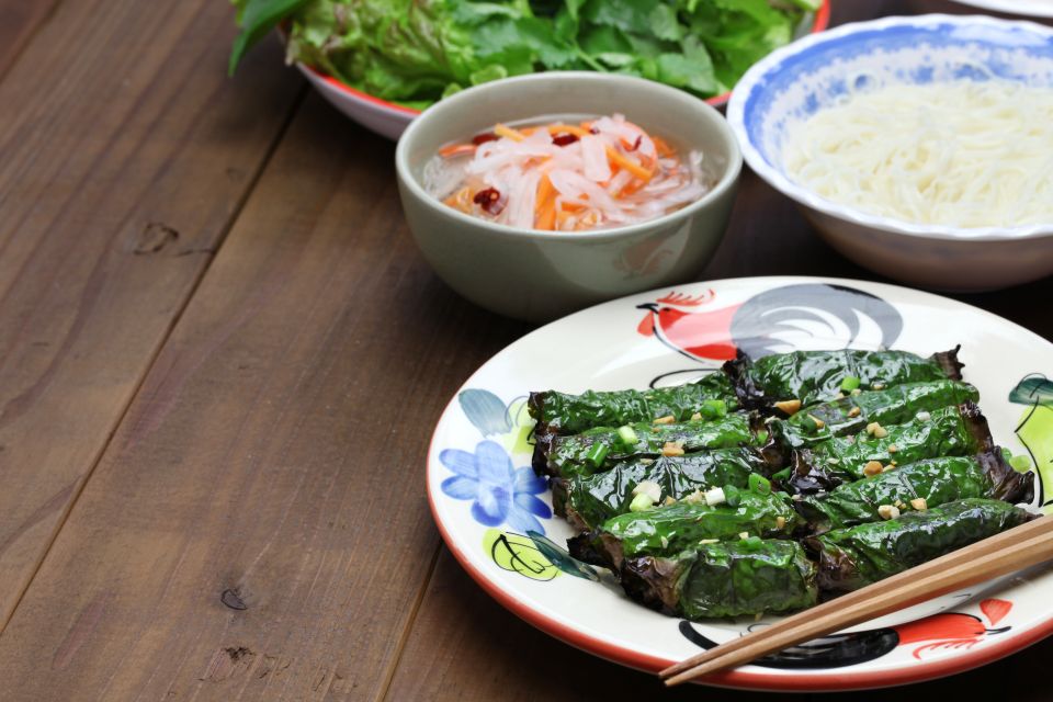 Ho Chi Minh City’s Most Tasty Street Food Tour by Motorbike - The scooter ride: your English-speaking driver-guide in traffic