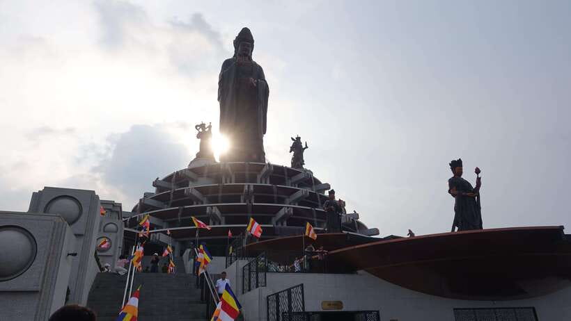 Ho Chi Minh: Cu Chi, Black Lady Mountain, and Cao Dai Tour - A 6:00 am start that actually gets you out of the city