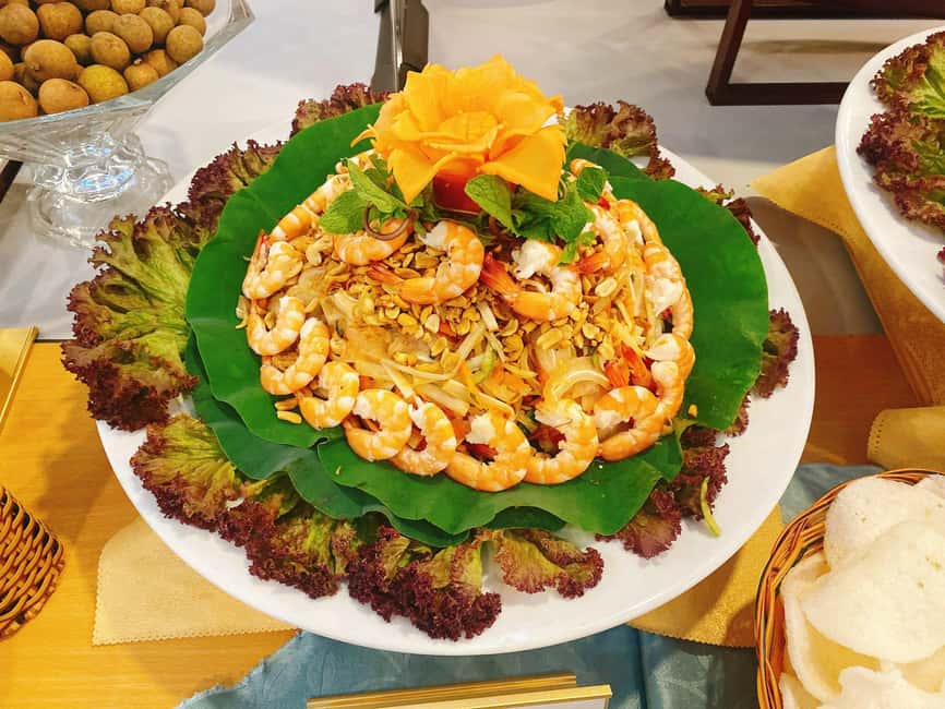 Ho Chi Minh: Dinner on cruise Saigon River Best Service - When things go wrong: the one caution that matters