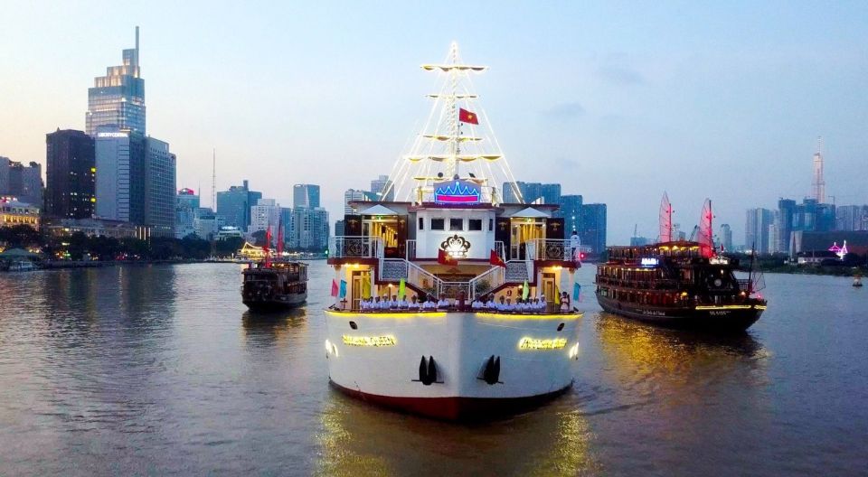 Ho Chi Minh: Private City Tour and Dinner Cruise with Buffet - Starting at the Ho Chi Minh City Opera House: Easy to Find, Easy to Repeat