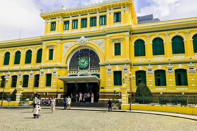 Ho Chi Minh Street Food & City Sights with Local Female Guide - City Landmarks Without the Full-Day Commitment