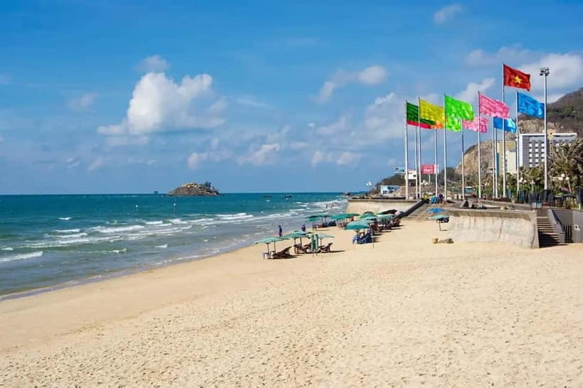 Ho Chi Minh: Vung Tau 1-Day Tour with Christ Statue & Lunch - Vung Tau in a single day: why this route works
