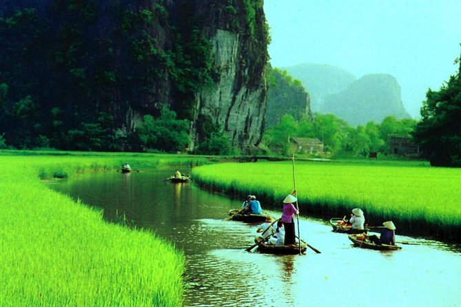Hoa Lư Tam Coc & Mua Cave full day Including Buffets Lunch - Hoa Lu temples of the Dinh & Le dynasties: why it matters