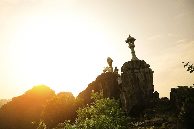 Hoa Lu, Tam Coc, Mua Cave With Amazing View- All Inclusive - Timing, Group Size, and the Role of the English Guide