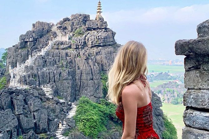Hoa Lu Temple, Trang An boat trip & Mua Cave Mountain day trip - best selling - Mua Cave: almost 500 steps for a Tam Coc panorama