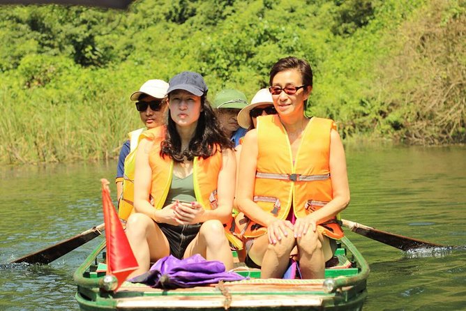 Hoa Lu Temple, Trang An boat trip & Mua Cave Mountain day trip - best selling - Price and value check: what $35 really turns into