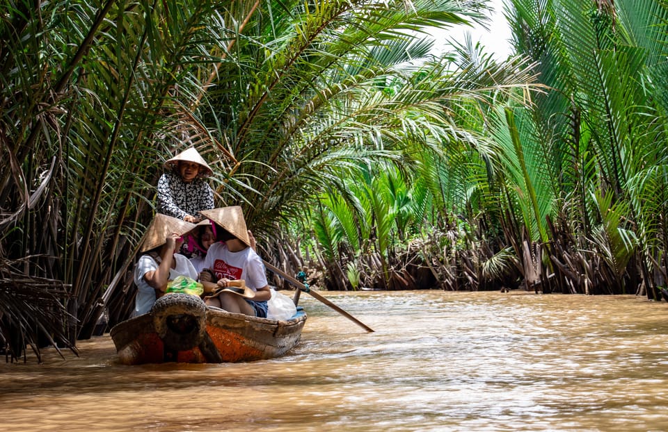 Hochiminh: Best tour Mekong Delta 1 Day - Coconut candy workshop: how the sweet gets made