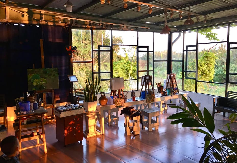 Hoi An: 2 Hours Painting Class with Local Artist in Oldtown - Hoi An Old Town meets a 2-hour acrylic workshop at PHAP studio