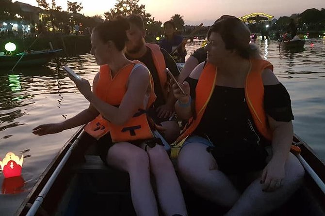 Hoi An Ancient City -Sampan Boat Ride- Night Market- Lanterns - The comfort upgrade: hotel pickup and strong A/C