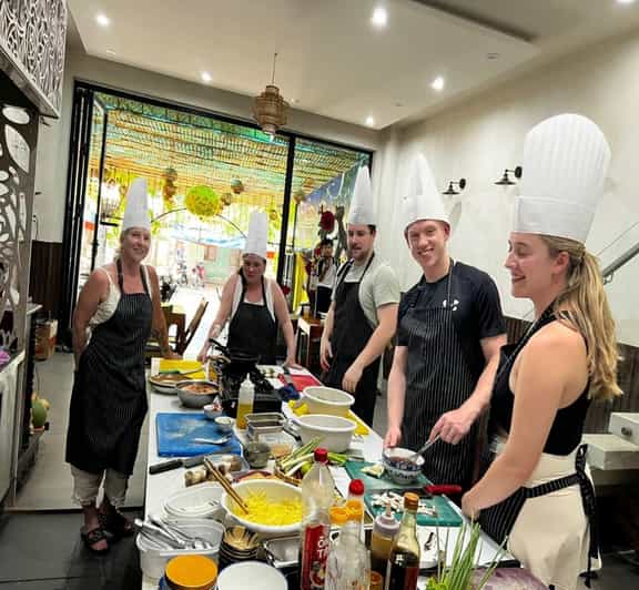 Hoi An Authentic Cooking Class with Pro Chef in Small group - Market Stops and What You’re Really Learning There
