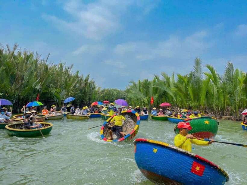 Hoi An: Basket Boat Ride in the BẢY MẪU Coconut Forest - Guides and warm local welcome: what makes the experience feel human