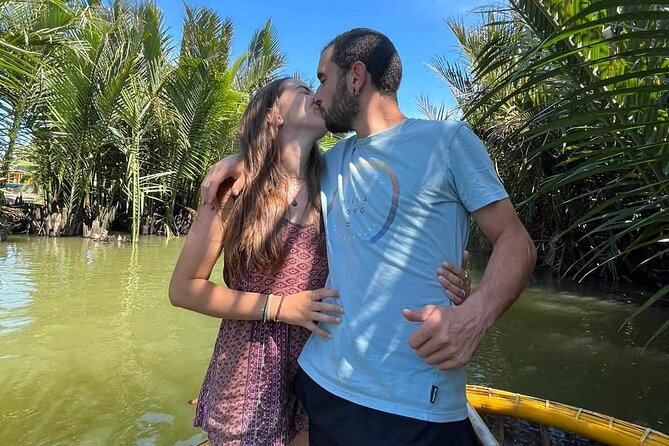 Hoi An Basket Boat Tour - Food you might taste: shrimp, crabs, and freshly caught seafood