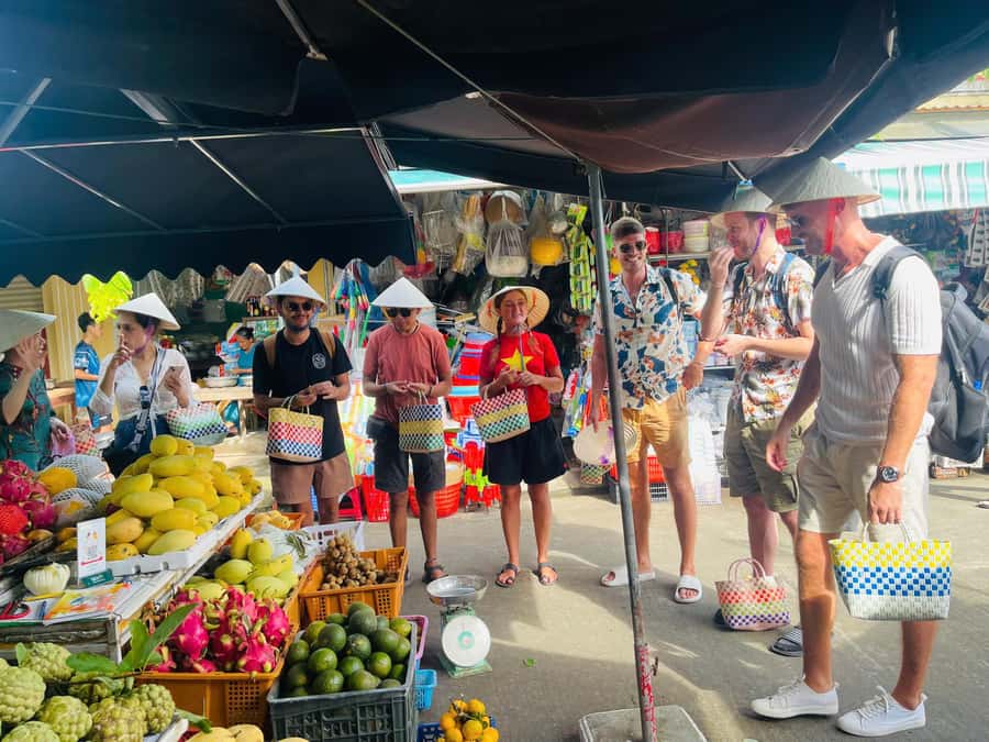 Hoi An: Basket Boat with Lantern-Making & Cooking Class Tour - Basket-Boat Spin Time and the Reality of Crowds