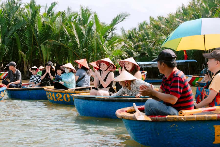 Hoi An: Bike Tour with Buffalo Riding & Lantern-Making Class - A countryside loop you can feel in your legs (and your camera roll)