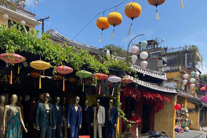 Hoi An Boat Ride and Release Lantern, Night Market Private Tour - A True Private Tour: Your Group, Your Pace