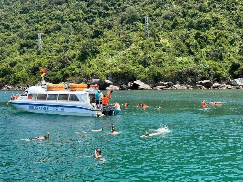 Hoi An: Cham Island and Bai Xep Day Tour with Snorkeling - Getting There: The Speedboat Ride Out of Hoi An