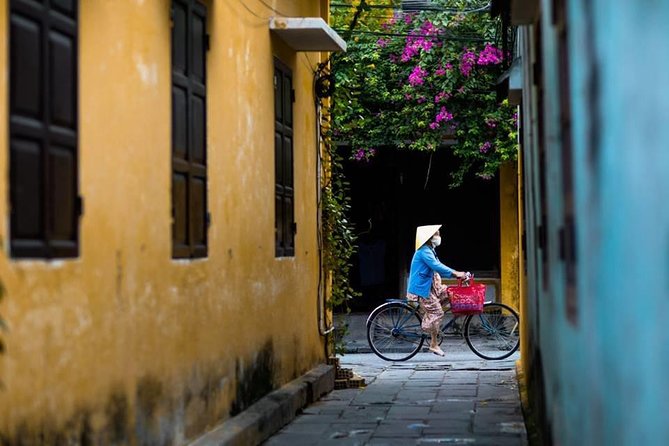 Hoi An city and Food tour - Japanese Covered Bridge and Chinese Assembly Halls: The Architecture Stops That Feed Your Photos