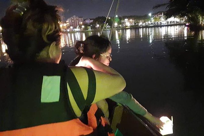 Hoi An City-Peaceful Morning Walking or Afternoon Tour& boat Ride - Riverboat Ride: Day Views vs Lantern Night on the Water