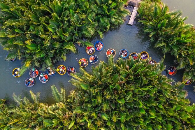 Hoi An: Coconut Basket Boat Ride in the Coconut Forest - On the basket boat in the coconut forest: paddling, photos, and real river work