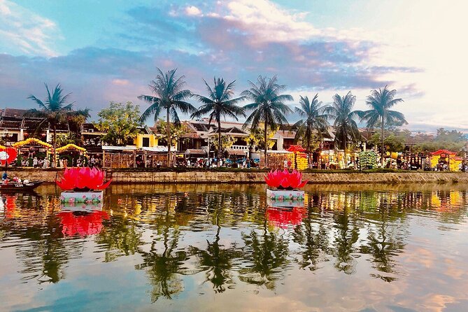 Hoi an Coconut Boat & Hoi an Ancient Town(Option Marble Mountain) - Hoi An Old Town at night: Japanese Bridge and the Hoai River walk