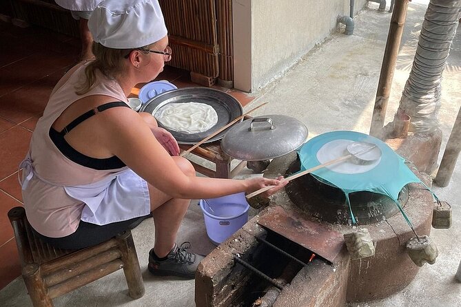 Hoi An cooking class with Basket Boat Tour - Timing, group size, and what to expect during the 5 hours