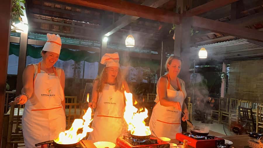 Hoi An : Cooking Class with Phở and Bamboo Basket Boat Tour - Price and value: what $30 buys you in Hoi An