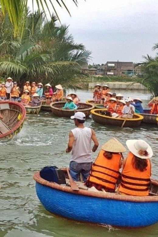 Hoi An Countryside Bike Tour & Basket Boat Ride - Lunch or dinner with locals: what makes the meal hit so hard