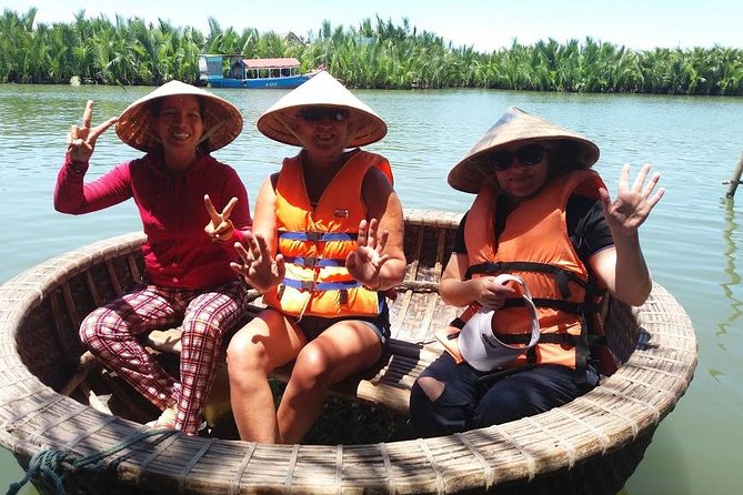 HOI AN Countryside - River Islands - Old Crafts - Local Culture - Stop 6: Cam Thanh and the Round Basket Boat Ride